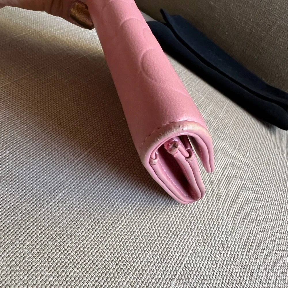 Chanel Camellia Card Holder second hand - Picture 7 of 14